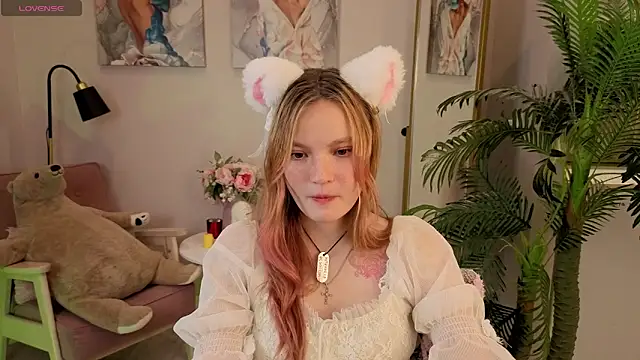 Ginger Emma online show from 09/26/25, 03:38