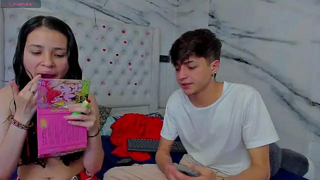 Ari and Storm online show from 05/31/26, 04:25