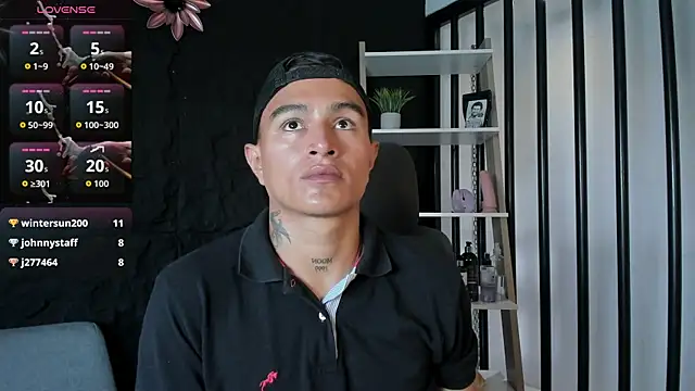 Snapshot of LiamDeep chatting on 09/24/25, 08:56 LiamDeep online show from 09/24/25, 08:56