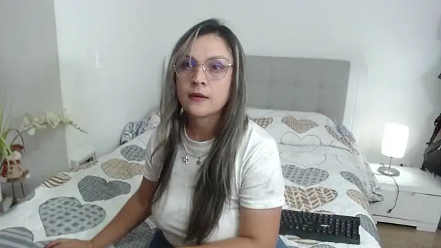 sophie lopez1 online show from 11/29/25, 02:58