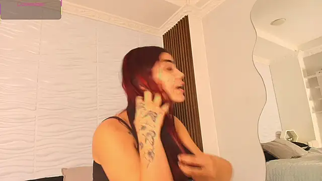 KimberlyLoren online show from 10/03/25, 04:09