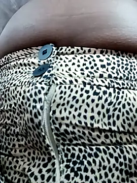 AmiraMorgan online show from 10/02/25, 01:12