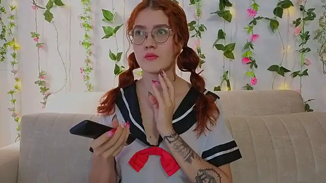MiaWinxxx online show from 09/10/25, 08:09