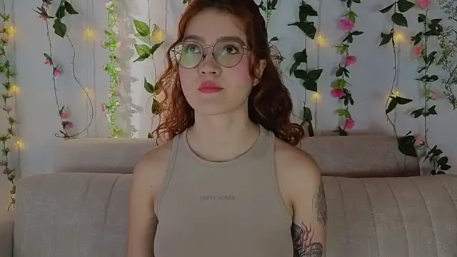 MiaWinxxx online show from 09/15/25, 09:15