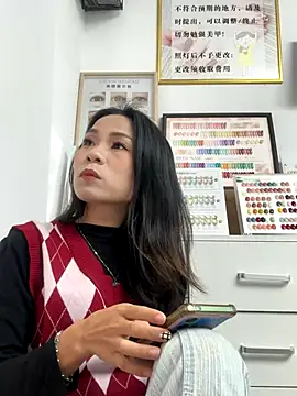 Baby-mmm online show from 10/22/25, 06:02