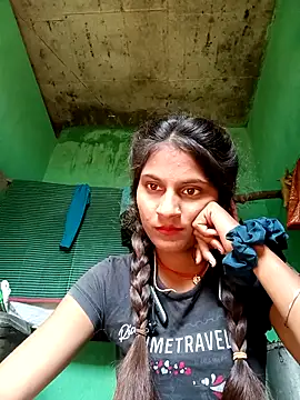 Snapshot of Jyoti_thakurr chatting on 11/04/25, 06:56 Jyoti thakurr online show from 11/04/25, 06:56