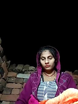 Snapshot of Jyoti_thakurr chatting on 11/16/25, 07:30 Jyoti thakurr online show from 11/16/25, 07:30