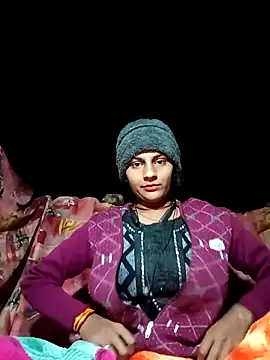 Snapshot of Jyoti_thakurr chatting on 11/23/25, 09:58 Jyoti thakurr online show from 11/23/25, 09:58