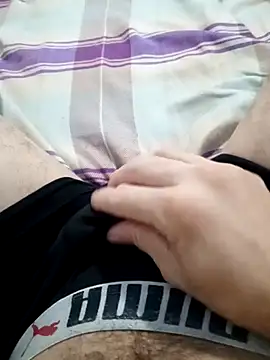 kelvinjesus34 online show from 10/08/25, 09:34