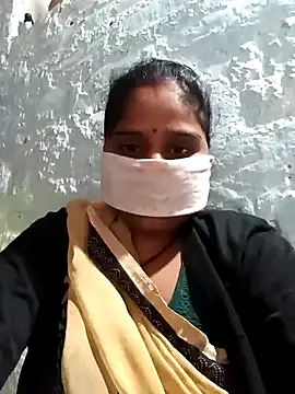 Snapshot of Sheema_tyagi chatting on 10/28/25, 07:12 Sheema tyagi online show from 10/28/25, 07:12