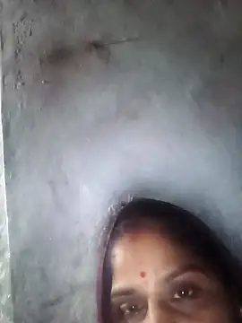 Snapshot of Sheema_tyagi chatting on 11/02/25, 04:42 Sheema tyagi online show from 11/02/25, 04:42