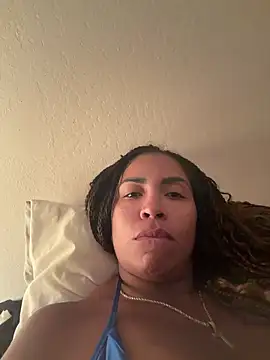 Snapshot of bobbiebbb chatting on 05/21/26, 06:42 bobbiebbb online show from 05/21/26, 06:42