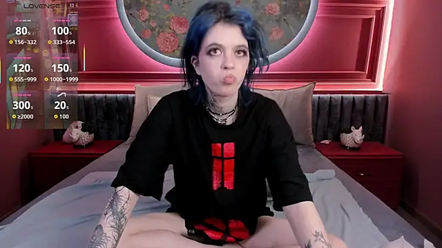 Snapshot of NoelleGothicShadow chatting on 02/21/26, 10:44 NoelleGothicShadow online show from 02/21/26, 10:44