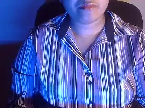 Snapshot of Aanya_Hazel chatting on 09/23/25, 10:13 Aanya Hazel online show from 09/23/25, 10:13