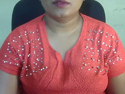 Snapshot of Aanya_Hazel chatting on 10/12/25, 07:24 Aanya Hazel online show from 10/12/25, 07:24