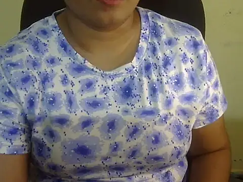 Snapshot of Aanya_Hazel chatting on 10/14/25, 09:15 Aanya Hazel online show from 10/14/25, 09:15