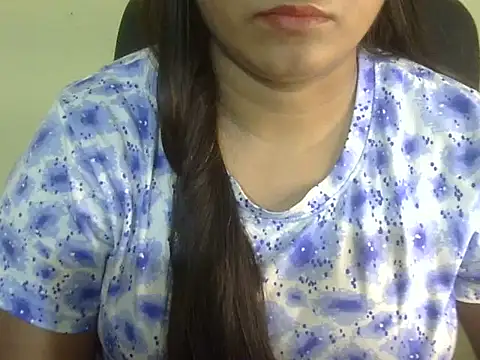 Snapshot of Aanya_Hazel chatting on 10/29/25, 10:11 Aanya Hazel online show from 10/29/25, 10:11