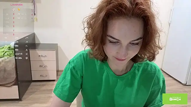 lady linaa online show from 09/30/25, 04:01