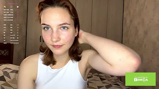 lady linaa online show from 10/18/25, 05:03