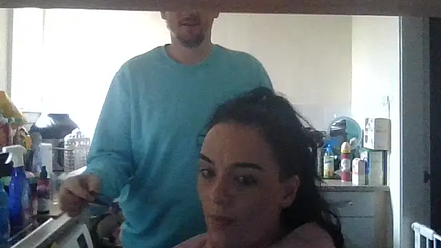 Snapshot of scottishcouple2002 chatting on 10/11/25, 02:37 scottishcouple2002 online show from 10/11/25, 02:37