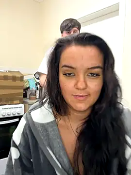 Snapshot of scottishcouple2002 chatting on 10/24/25, 12:19 scottishcouple2002 online show from 10/24/25, 12:19