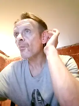 Snapshot of Kuba_Gd chatting on 09/14/25, 10:31 Kuba Gd online show from 09/14/25, 10:31