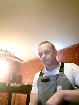 Snapshot of Kuba_Gd chatting on 11/17/25, 06:46 Kuba Gd online show from 11/17/25, 06:46