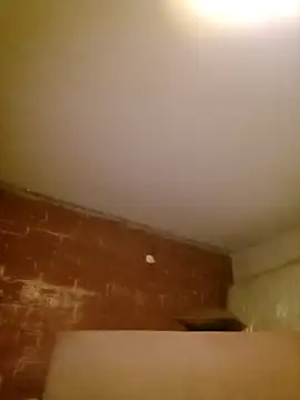 Snapshot of Kuba_Gd chatting on 12/14/25, 08:46 Kuba Gd online show from 12/14/25, 08:46