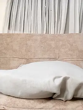 Snapshot of Marian_Zeller chatting on 10/08/25, 09:07 Marian Zeller online show from 10/08/25, 09:07