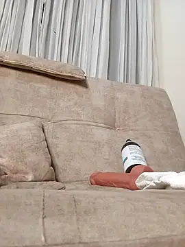 Snapshot of Marian_Zeller chatting on 11/02/25, 04:26 Marian Zeller online show from 11/02/25, 04:26