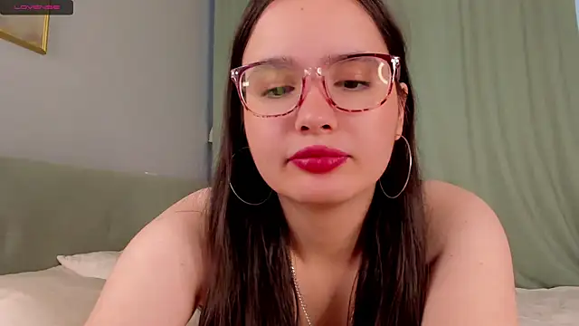 WildaBisom online show from 10/04/25, 01:03