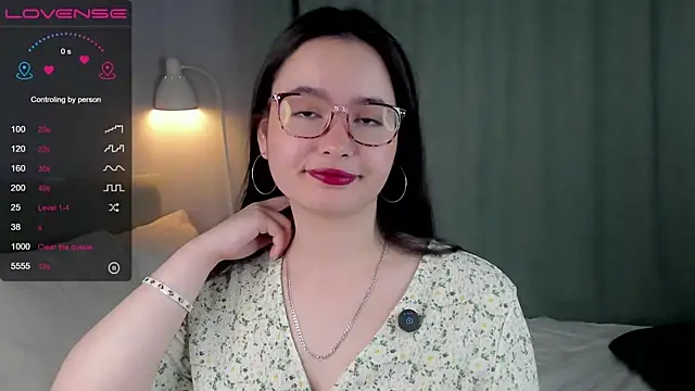 WildaBisom online show from 10/16/25, 01:28