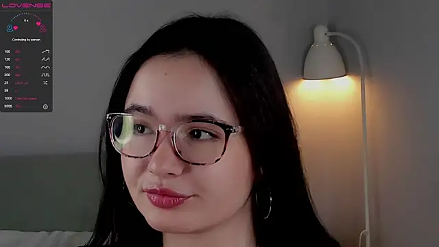 WildaBisom online show from 10/20/25, 01:28