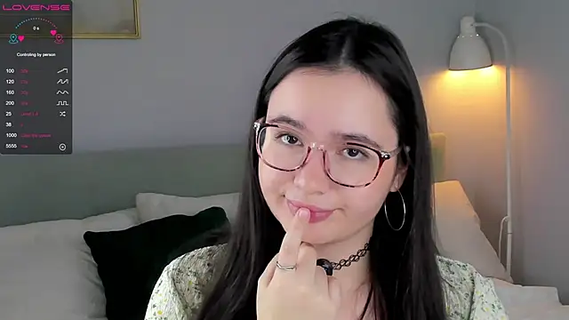 WildaBisom online show from 10/21/25, 01:39