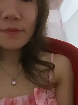 Snapshot of Pyy07 chatting on 11/19/25, 01:55 Pyy07 online show from 11/19/25, 01:55