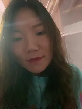 Snapshot of Pyy07 chatting on 11/30/25, 01:37 Pyy07 online show from 11/30/25, 01:37