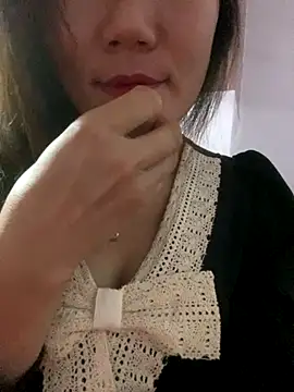 Snapshot of Pyy07 chatting on 12/02/25, 01:50 Pyy07 online show from 12/02/25, 01:50