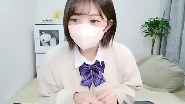 Hinata Sun online show from 09/13/25, 08:58