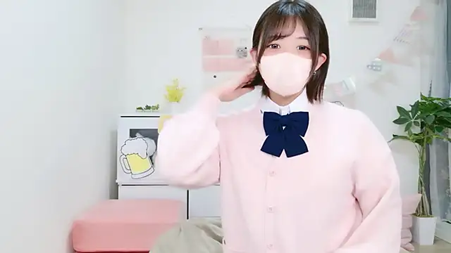 Hinata Sun online show from 09/23/25, 09:45