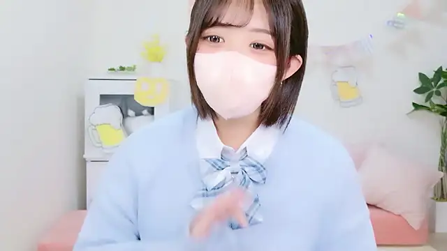 Hinata Sun online show from 09/28/25, 09:36