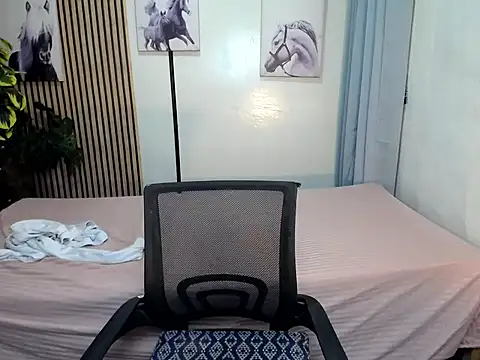 Snapshot of alex_cummer chatting on 11/17/25, 09:31 alex cummer online show from 11/17/25, 09:31