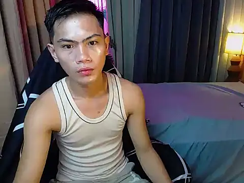 Snapshot of alex_cummer chatting on 11/24/25, 05:34 alex cummer online show from 11/24/25, 05:34