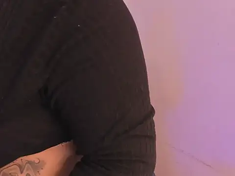 Missy Aprill online show from 10/03/25, 01:08