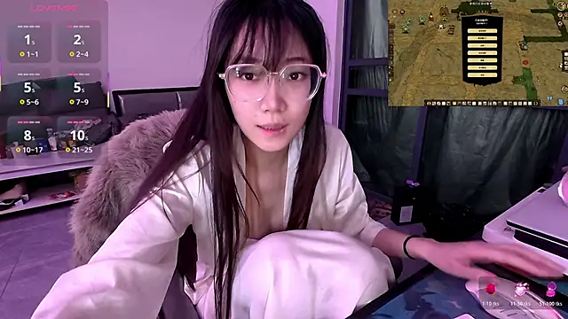 Snapshot of Linbaibai chatting on 11/15/25, 04:03 Linbaibai online show from 11/15/25, 04:03