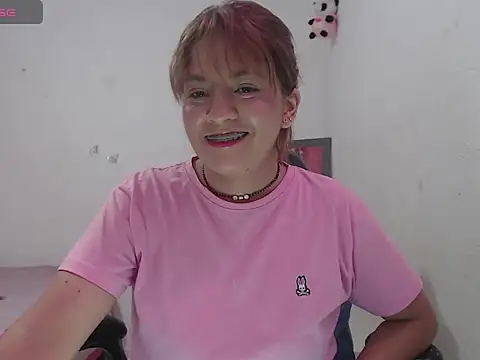 karamirror  online show from 09/19/25, 01:18