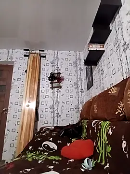 Snapshot of Lietta_ chatting on 11/09/25, 02:04 Lietta online show from 11/09/25, 02:04