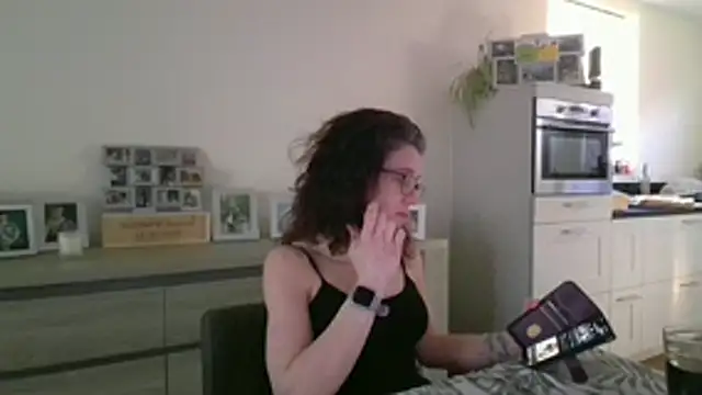 Snapshot of JezebelDutch chatting on 01/16/26, 01:48 JezebelDutch online show from 01/16/26, 01:48