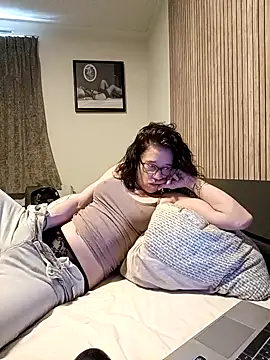 Snapshot of JezebelDutch chatting on 04/16/26, 10:49 JezebelDutch online show from 04/16/26, 10:49