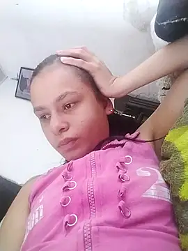 Snapshot of marisolcardona chatting on 09/22/25, 01:57 marisolcardona online show from 09/22/25, 01:57