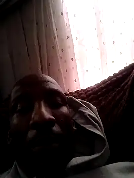 Snapshot of longdickson12345 chatting on 10/07/25, 06:32 longdickson12345 online show from 10/07/25, 06:32